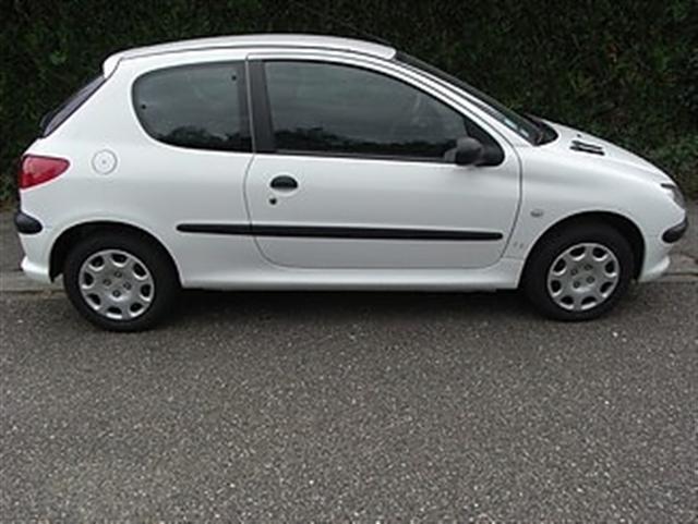 grossiste destockage Peugeot 206 occasion