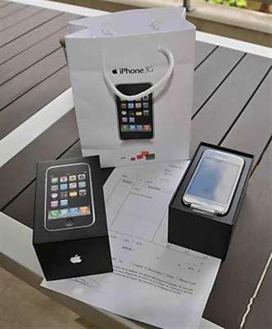grossiste destockage Lots de téléphones portables Apple iphone 3g 16 go (16gb)100% neuf !!!! version 2.2.0 300€ la pieces