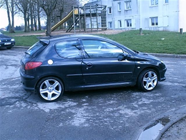 grossiste destockage Peugeot 206