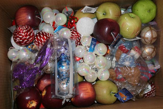 grossiste destockage UNE PALETTE DE DECORATIONS DE NOEL