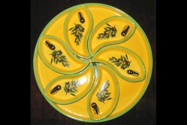 grossiste destockage PLAT A 6 COMPARTIMENT AMOVIBLE DECORé AU MOTIF OLIVE