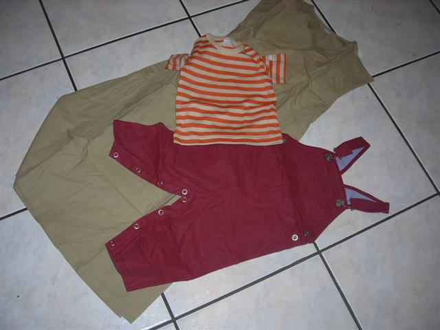 grossiste destockage A vendre un lot de 8000 pieces de vétements enfants petit bateau