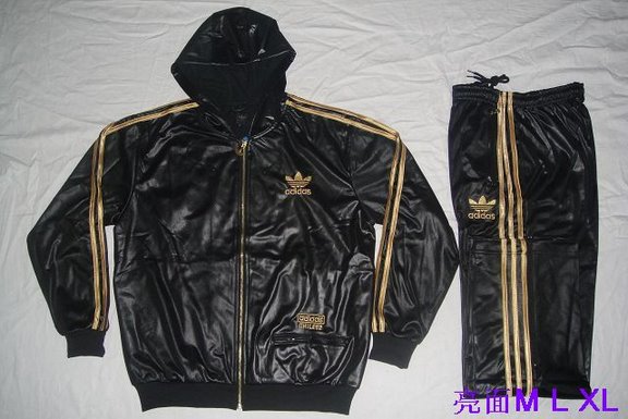 grossiste destockage  Paypal Adidas Veset Suit