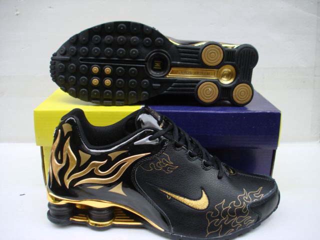 grossiste destockage Chaussures Nike Shox R4