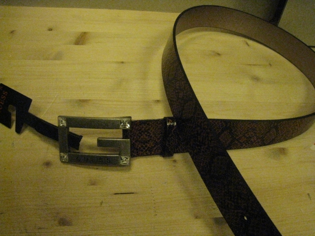 grossiste destockage * CEINTURES GUESS