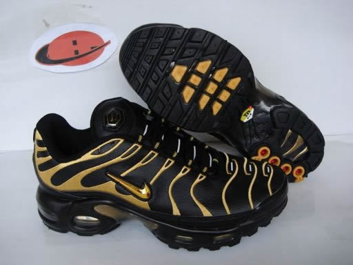 grossiste destockage nike shox tn  paypal