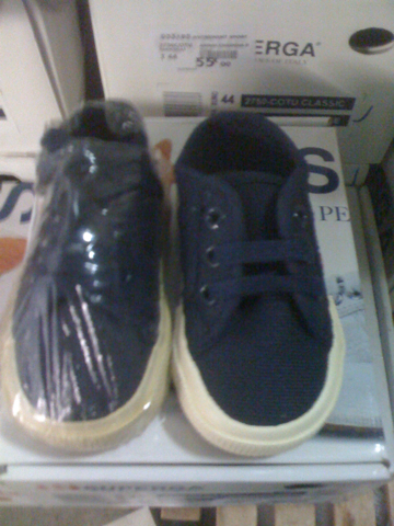 grossiste destockage Lot Chaussures superga 