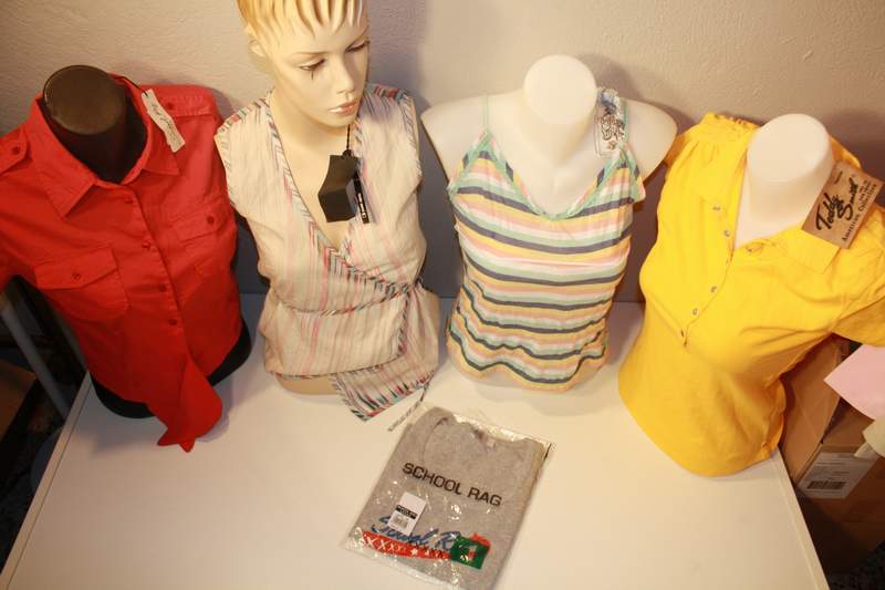 grossiste destockage lot polos,t-shirts teddy smith